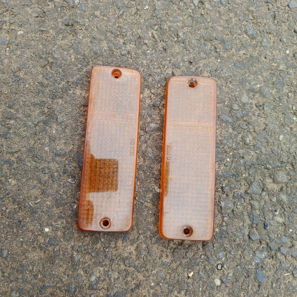 Mika Lampu Sein Bemper Suzuki Carry Bagong Copotan Second Tidak Pecah