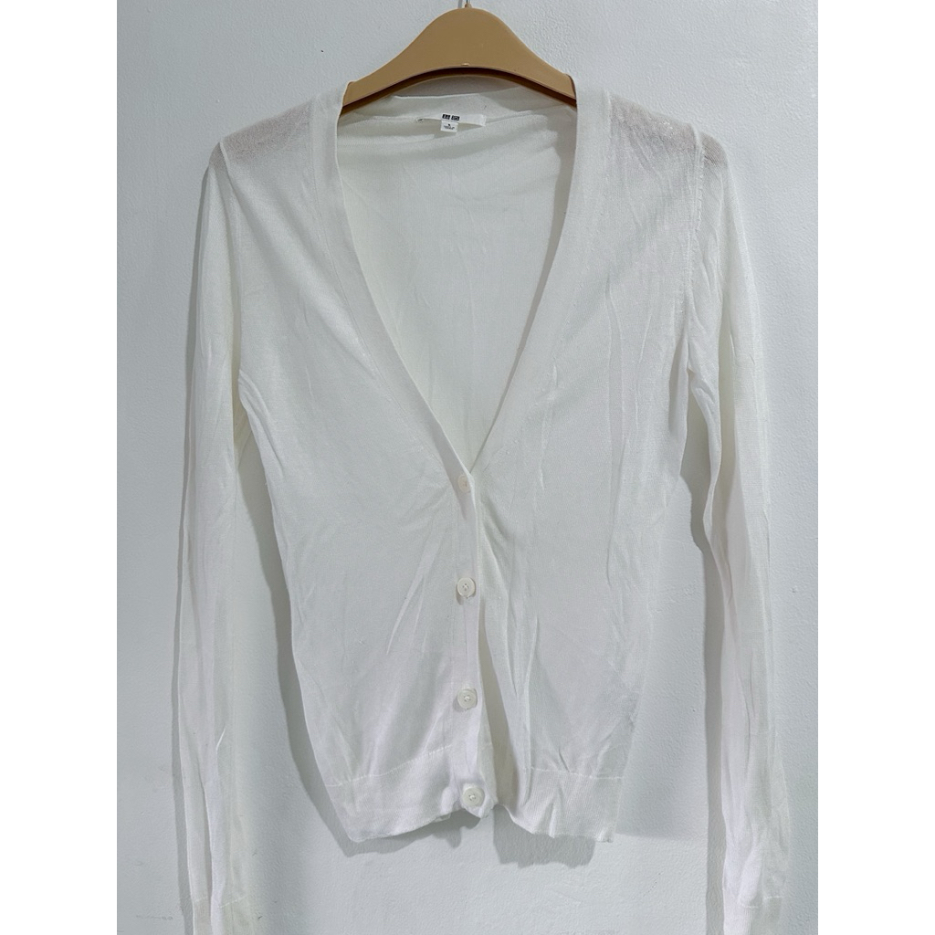 UNIQLO Cardigan wanita white