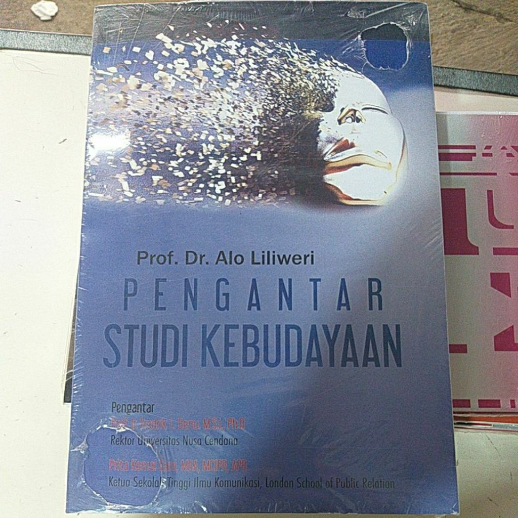 Buku Pengantar Studi Kebudayaan KarangaN Prof.Dr.Alo Liliweri