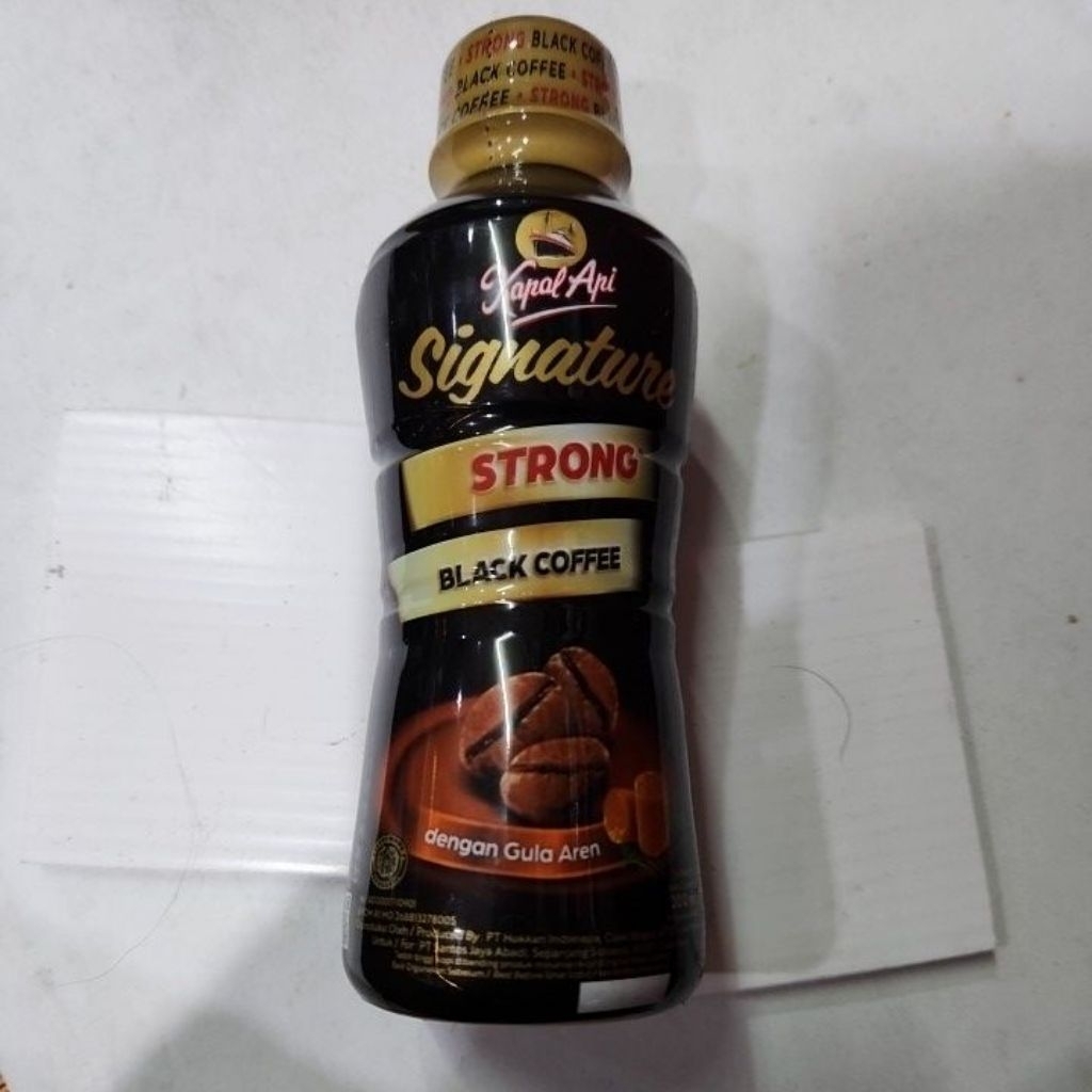 kopi kapal api signature black coffee dengan gula aren