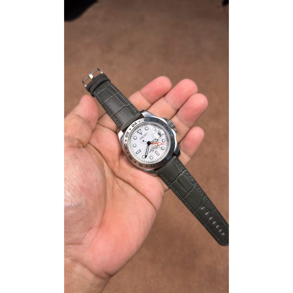 JAM TANGAN PRIA SEIKO CUSTOM GMT AUTOMATIC WHITE DIAL