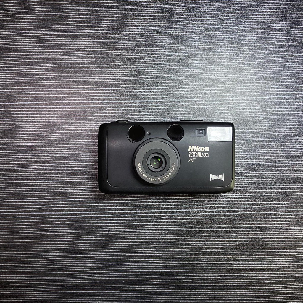 Nikon Zoom 300AF MICKY MOUSE ( Analog Film Camera )