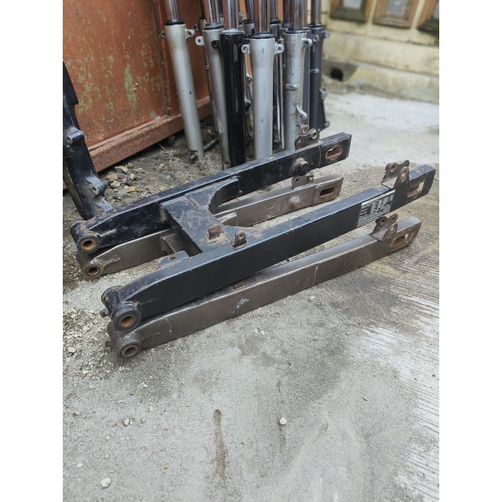 Swing Arm Tiger Revo Original copot'an