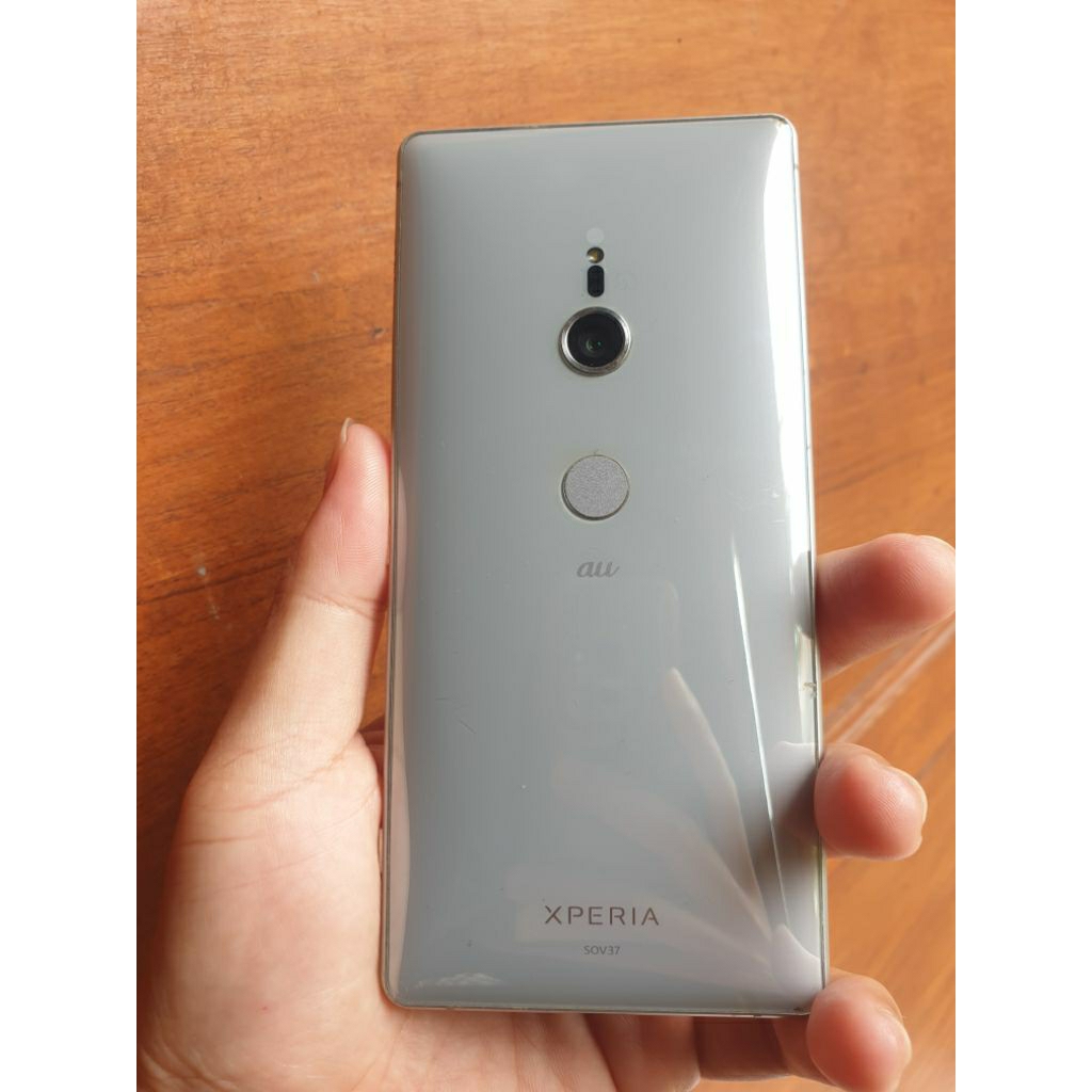 Sony Xperia XZ2 4G LTE Ram 4/64Gb original segel Mesin Nyala Normal minus lcd