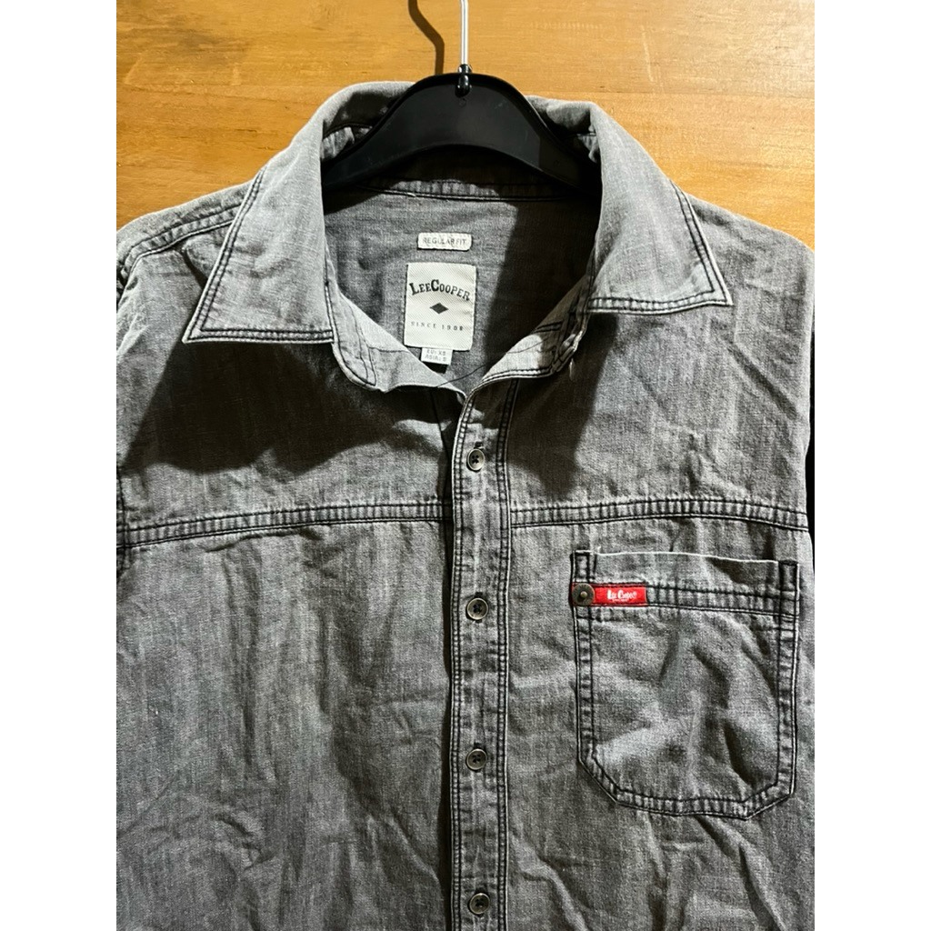 Preloved Lee Cooper - Kemeja Denim Pria