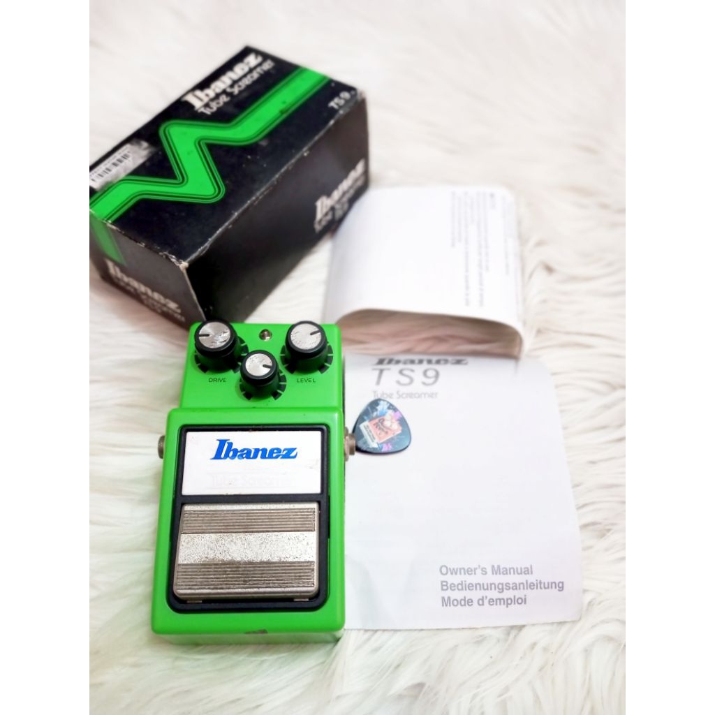 Ibanez TS 9 Tube Screamer Overdrive pedal efek gitar bass