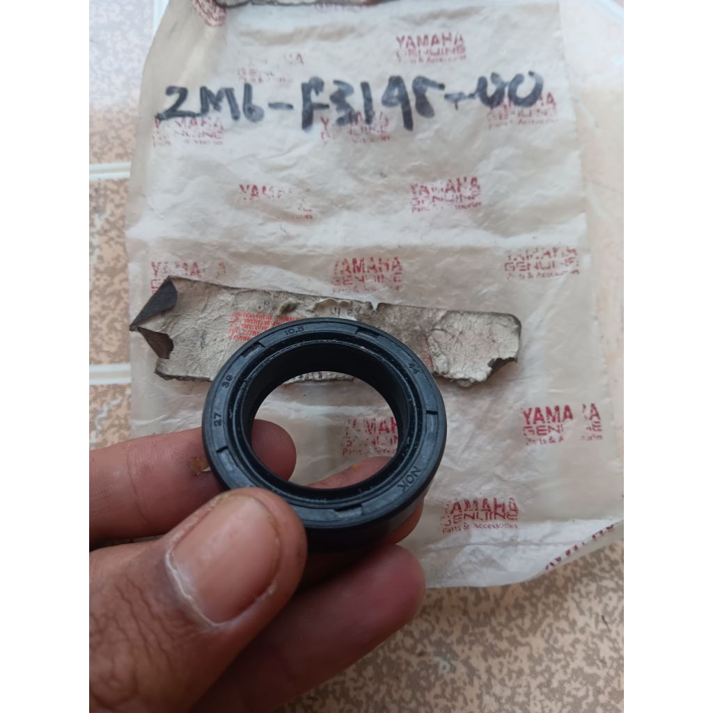 2M6-F3145-00 Seal Shock Depan (Oil Seal) Yamaha: L2G, L2S, L2SN, L2 Super