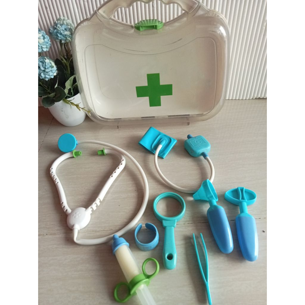 pl mainan dokter dokteran elc