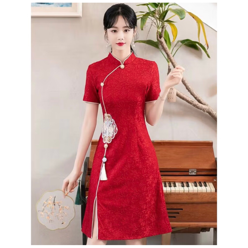 Dress Cheongsam Wanita Merah Brokat Elegan Lengan Pendek