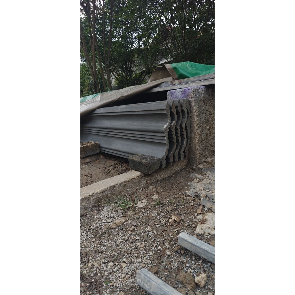 lisplang Beton UK 30x200.cm
