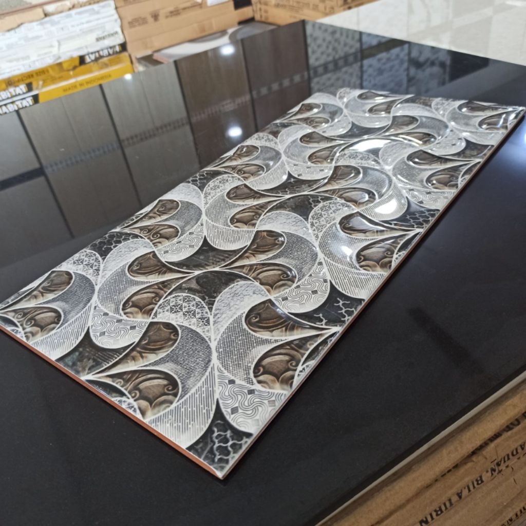 keramik 25x50 dinding kamar mandi/keramik dinding dapur/keramik tiang/keramik motif/keramik motif ba