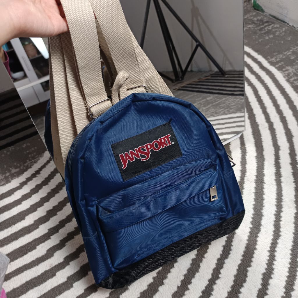 TAS RANSEL KECIL TAS GENDONG WANITA - PRELOVED