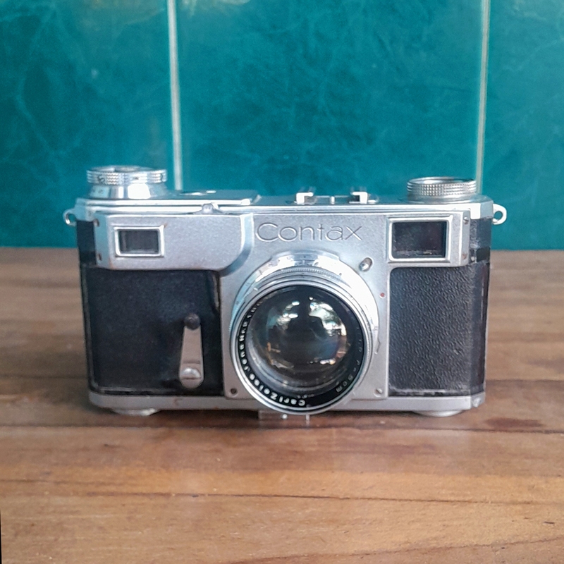 Kamera Film Jadul Rangefinder Contax II (1935 - 1942)