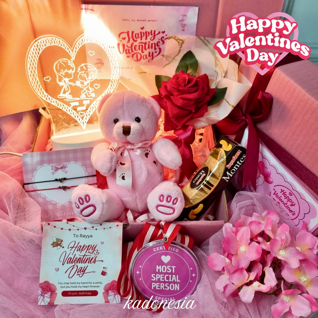 Kado Cewek Pink / Hampers Valentine Boneka Bear / Gift Box Valentine Buket Mawar