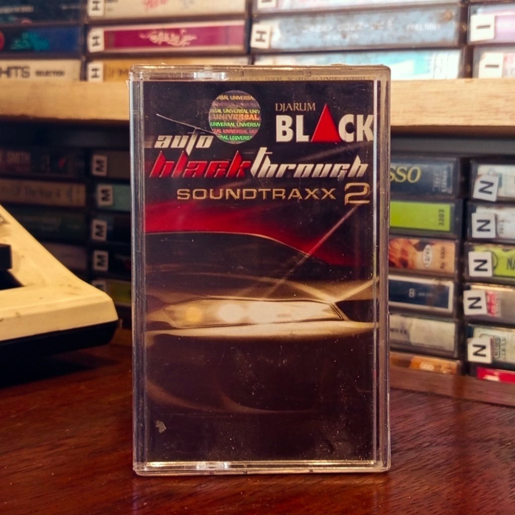 Kaset Pita Auto Black Through Soundtraxx 2