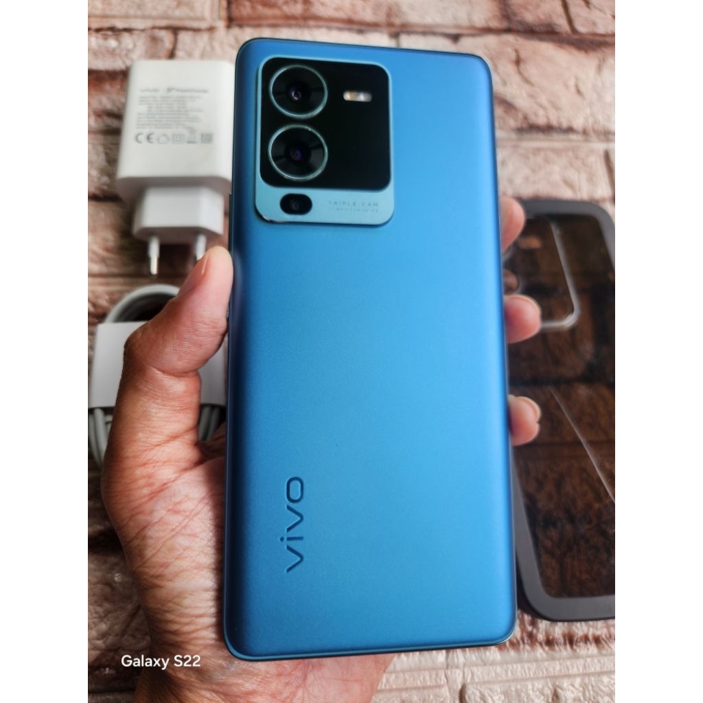 ViVO V25 Pro 5G (Ram 12/256)