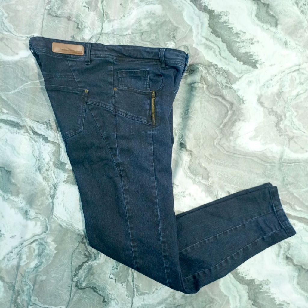 Celana Jeans Wanita High Waist Codes Combine Korean Brand Size 32-34 (XL)