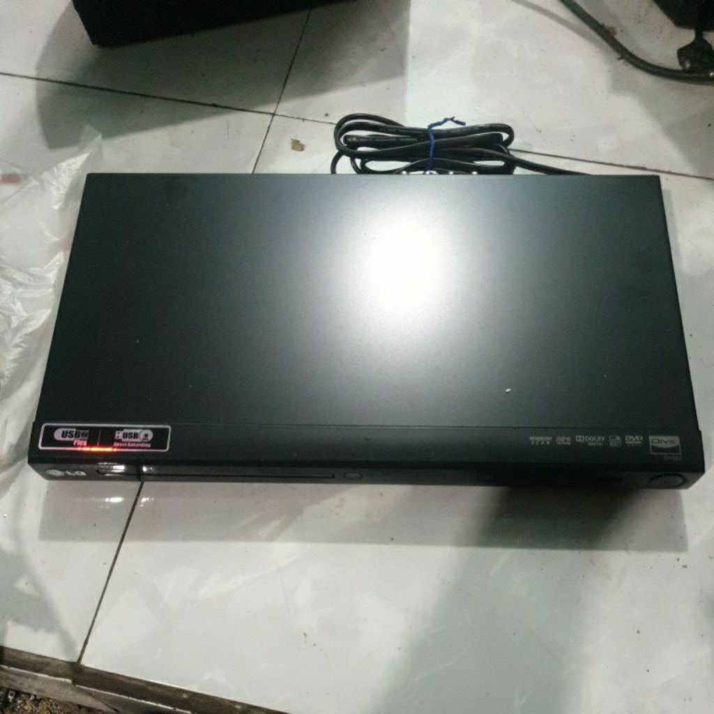 DVD CD PLAYER "LG" DV552