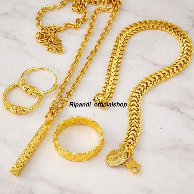 Set Wanita Perhiasan Titanium Kelabang Rantai Medan Liontin Bambu Warna Emas24K