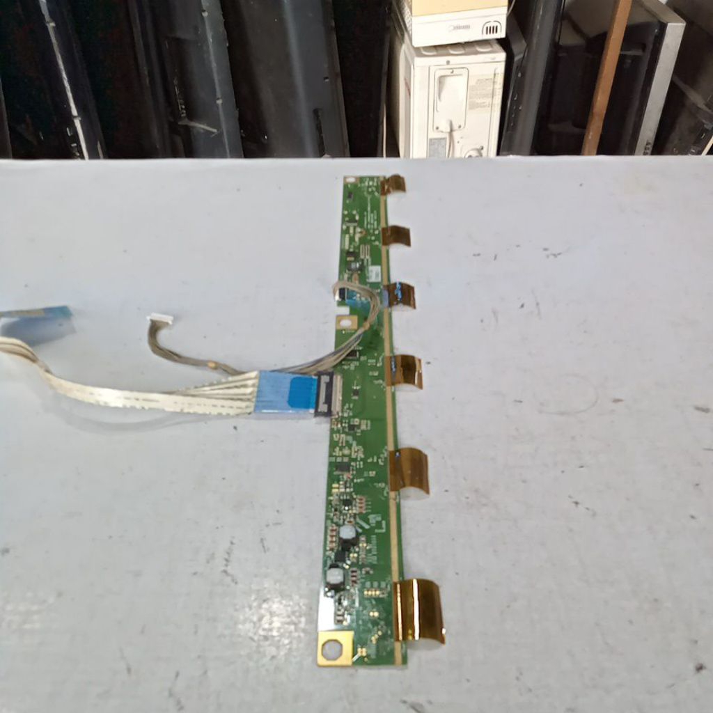 t-con TV LED LG 22LN4000