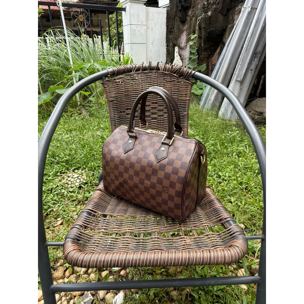 LV Speedy Bandou Damier 25 Preloved like new