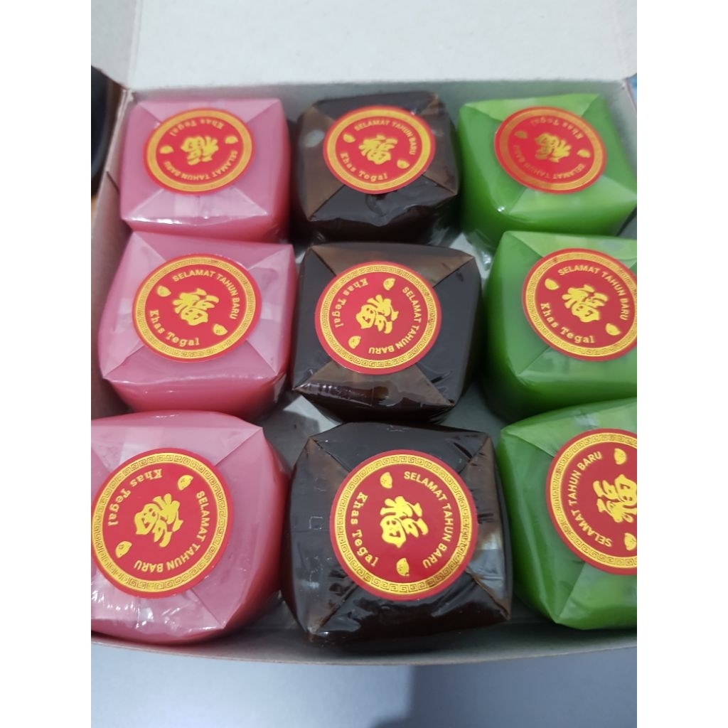 KUE KERANJANG MINI ISI 9