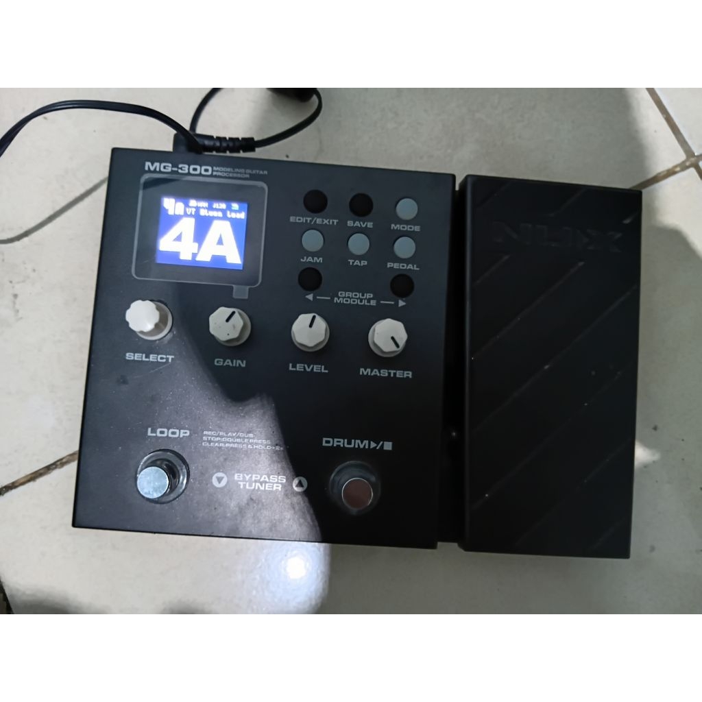 NUX MG300