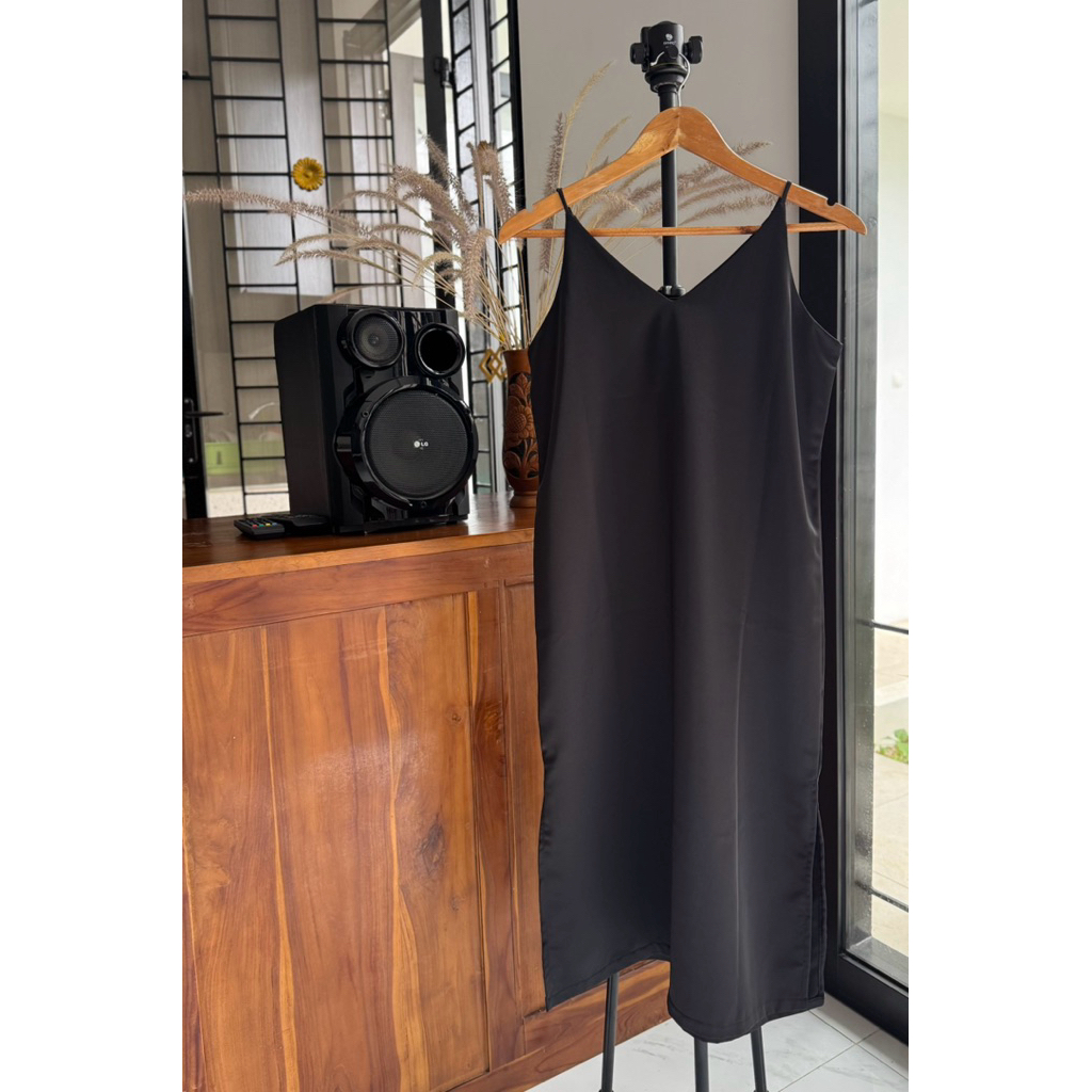 DUMA OFFICIAL Classic Black Midi Dress bonito claude sissae vone atsthelabel