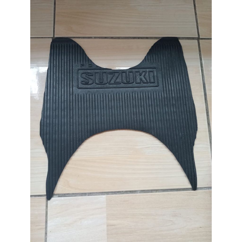 karpet pijakan kaki Suzuki spin 125
