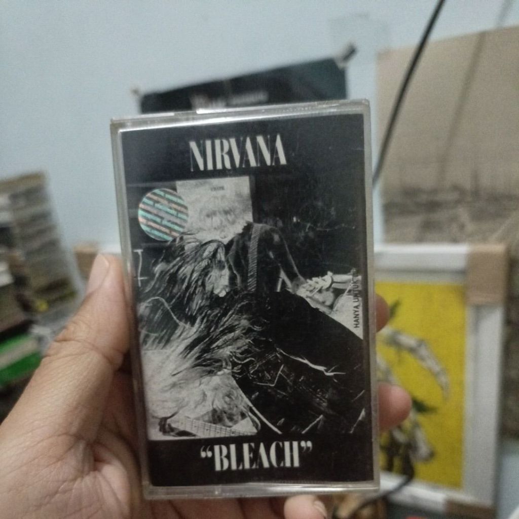 kaset Nirvana - Bleach