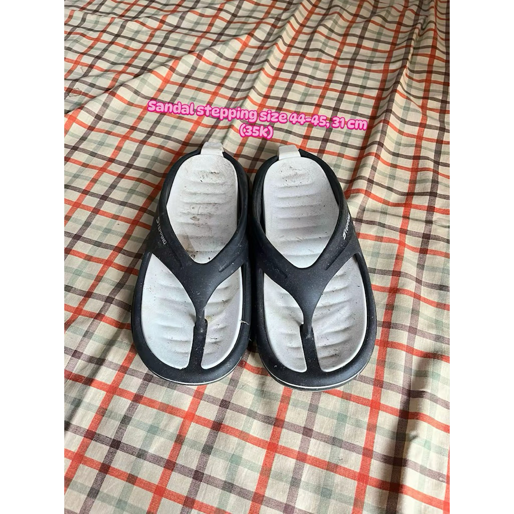 Preloved sandal jepit pria