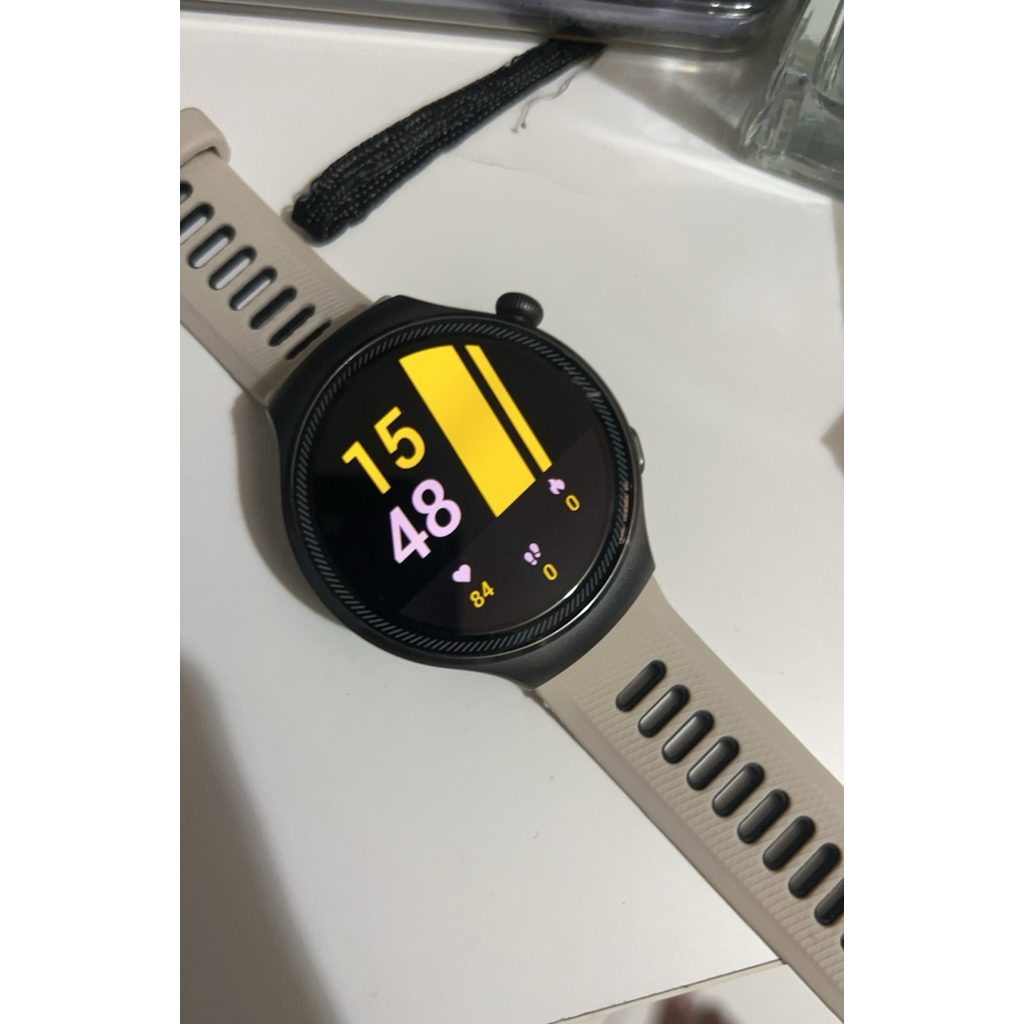 smartwatch itel edge R1 Pro