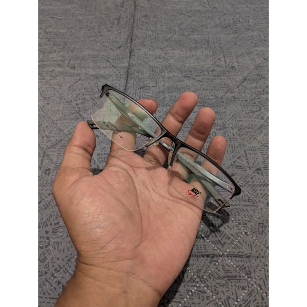 Frame kacamata nike sport