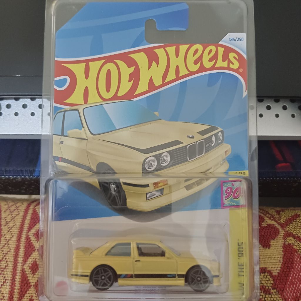 hotwheels '92 BMW M3