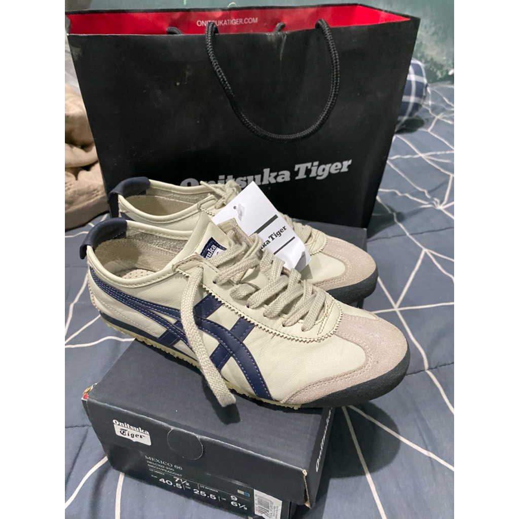 onitsukatiger mexico 66