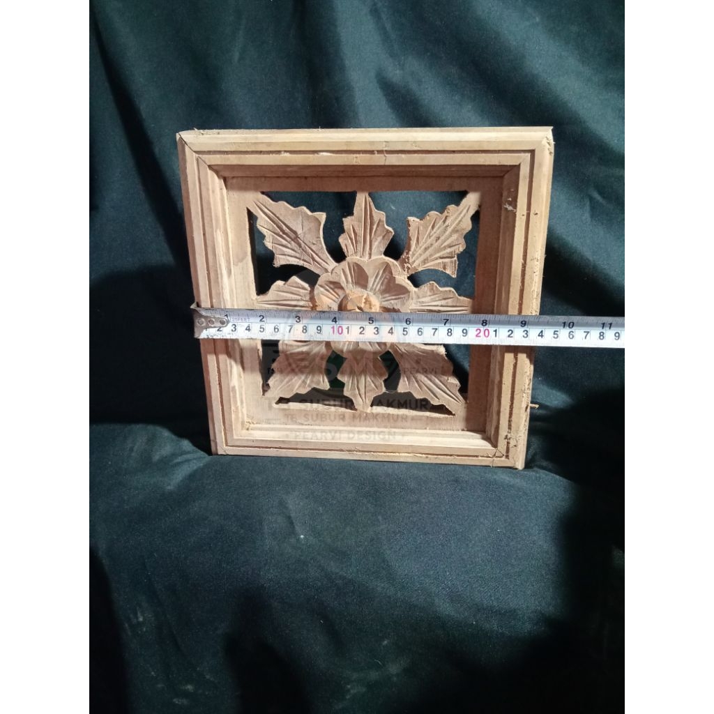 ROSTER KAYU 25 X 25 CM loster kayu jati motif