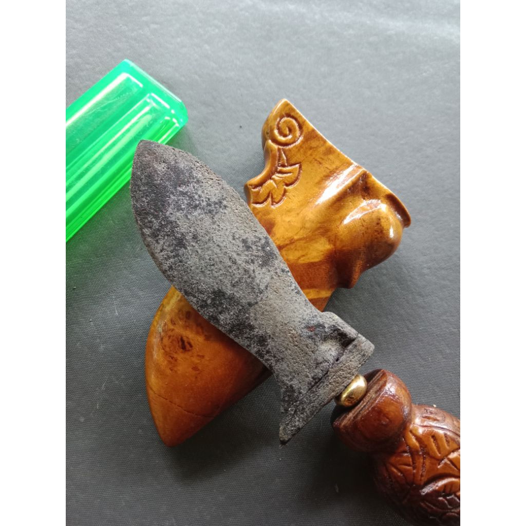 keris kecil unik