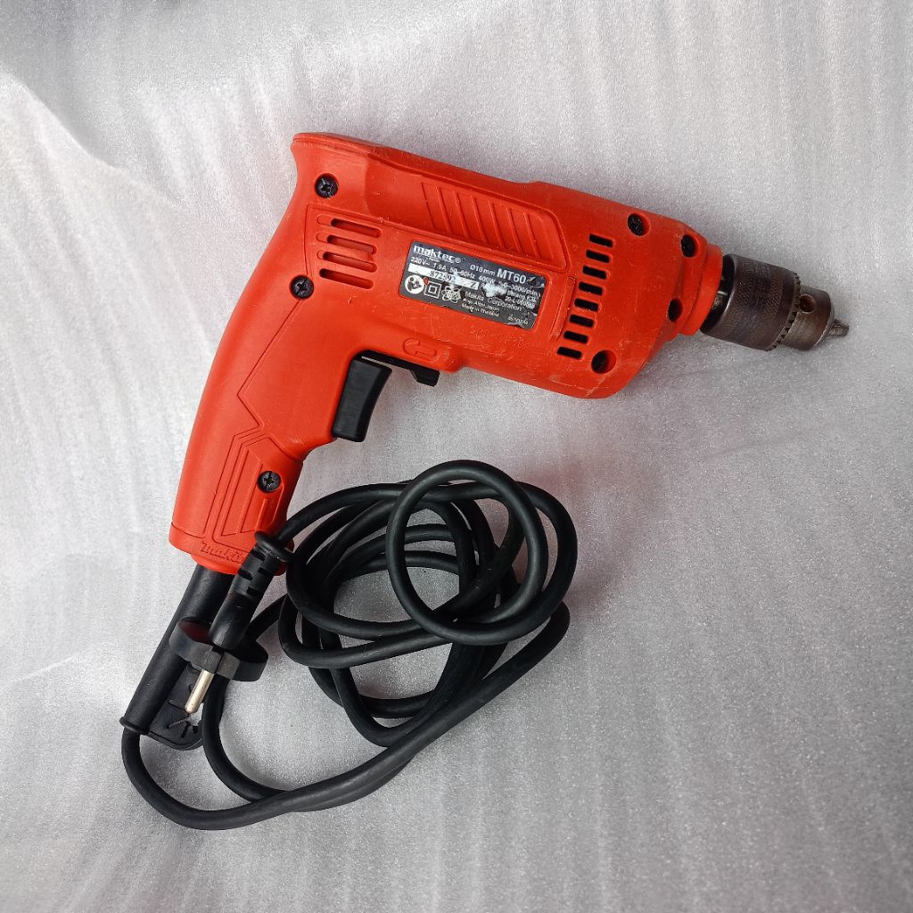 Maktec mesin bor Maktec MT60 10mm kondisi bekas mulus