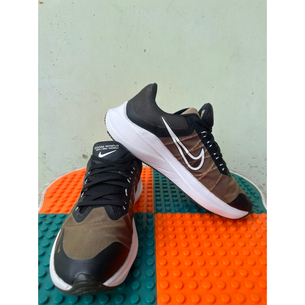 nike zoom winflo 8 running