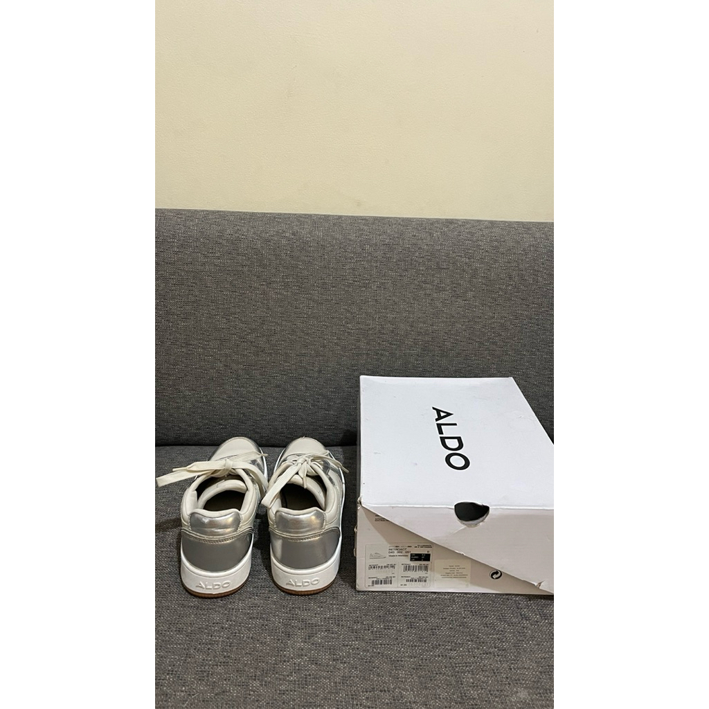 sepatu wanita Aldo ukuran 37