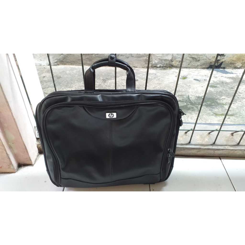 Tas Laptop bekas (ukuran 10" dan 15") Layak Pake (4 tas)