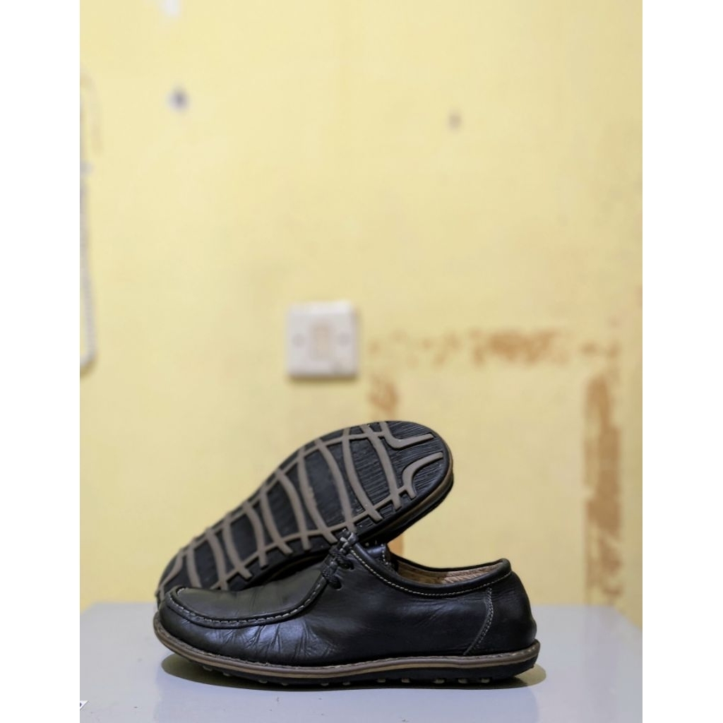 SEPATU SECOND,,,KULIT SIZE42