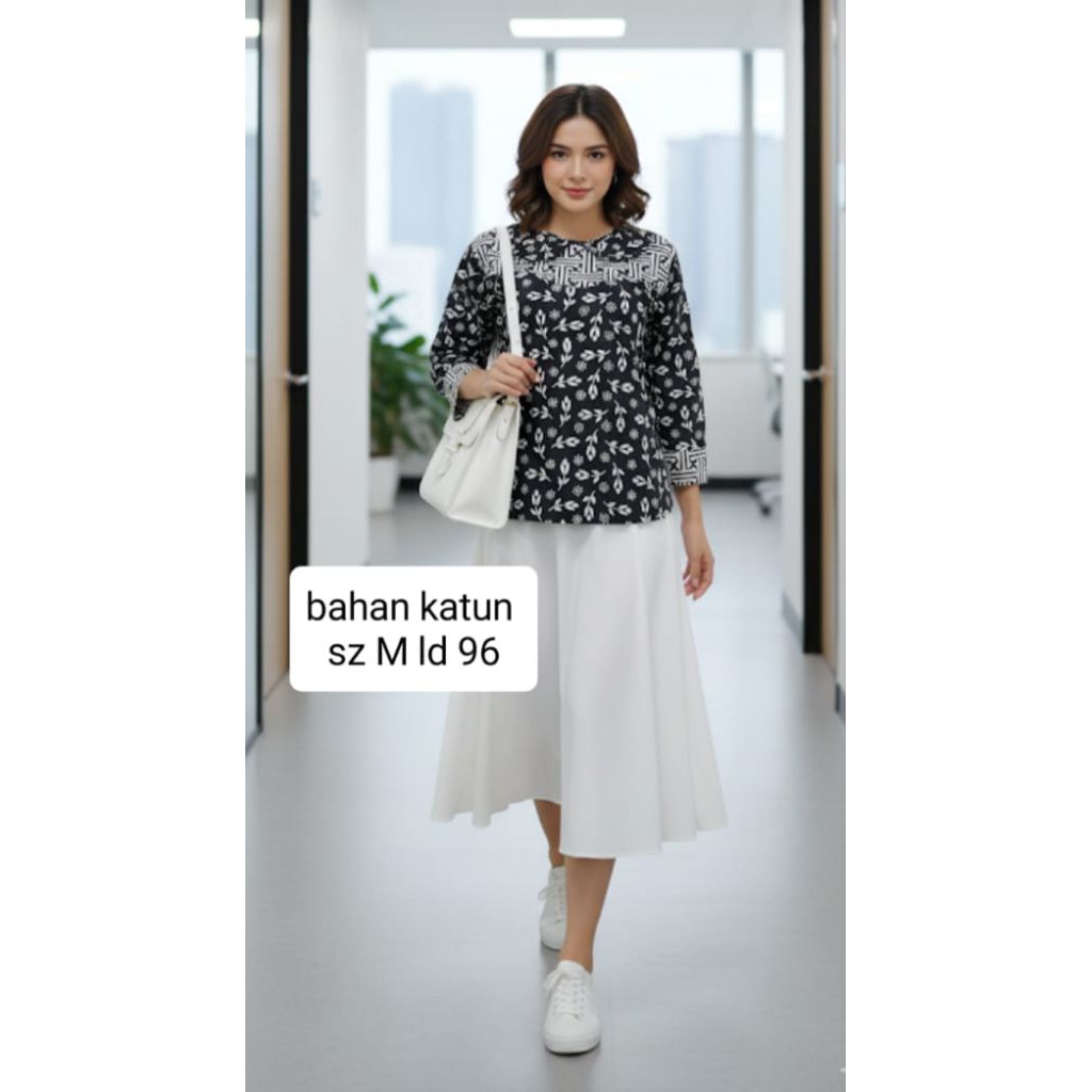 BLOUSE / KEMEJA BATIK WANITA WARNA HITAM / MODERN / KEKINIAN / BATIK KERJA / BLOUSE BATIK