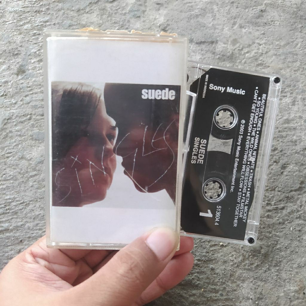 Kaset Pita Suede - Singles