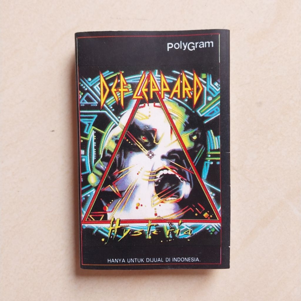 KASET DEF LEPPARD ALBUM HYSTERIA
