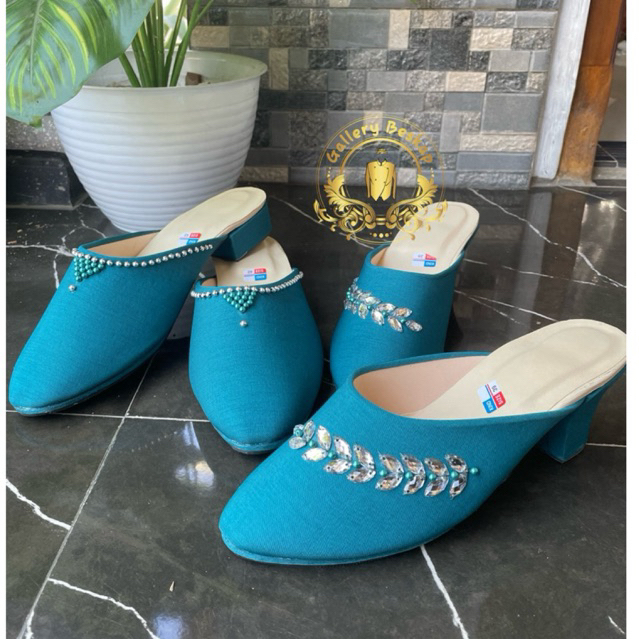 sendal pengantin/ selop pengantin / sendal wedding