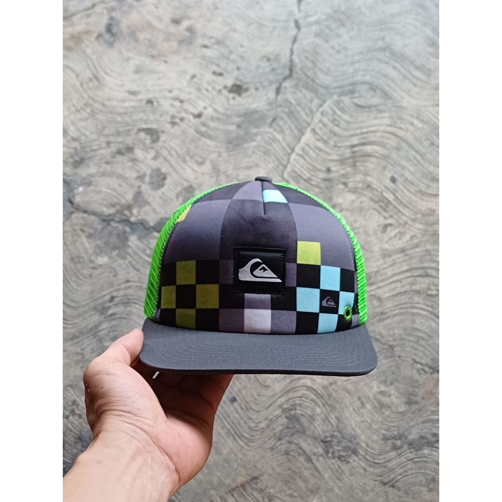 topi trucker quiksilver second