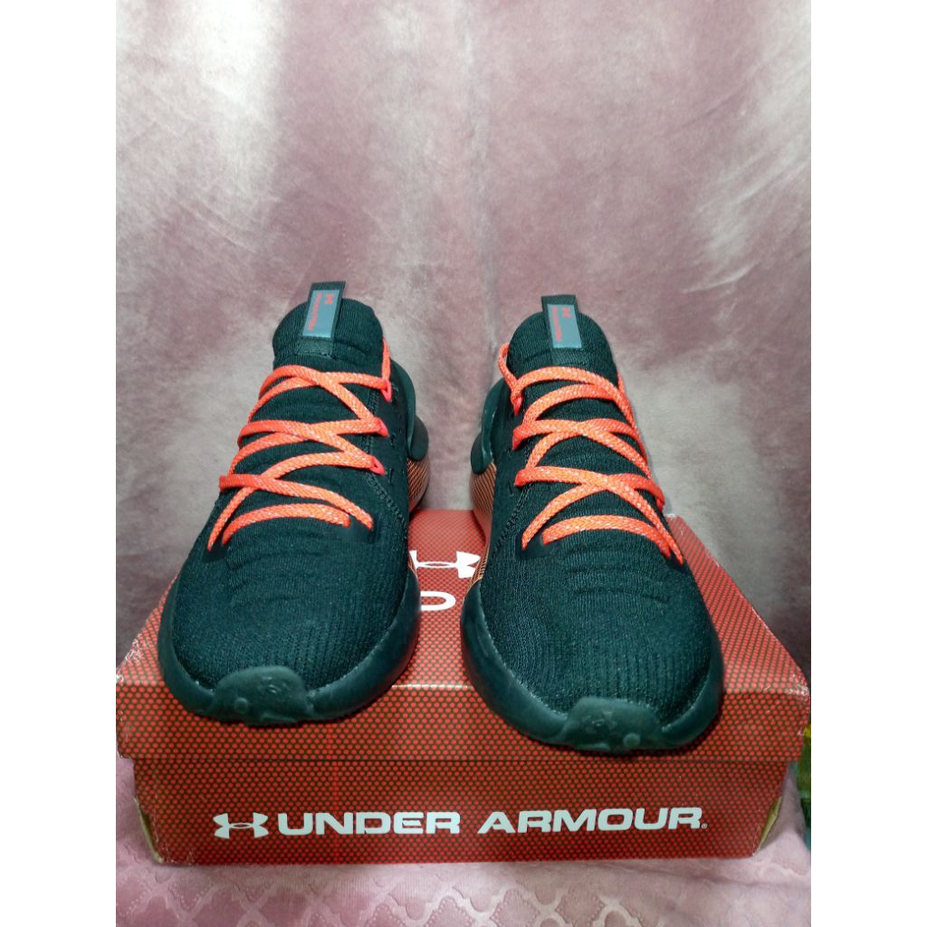 SEPATU RUNING UA PHANTOM 3