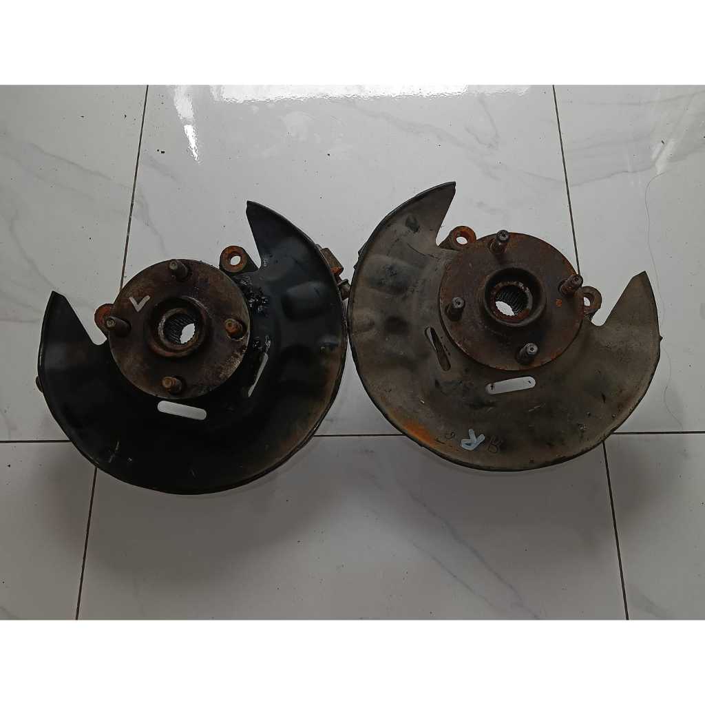 KNUKLE COROLLA ALTIS COPOTAN ORIGINAL