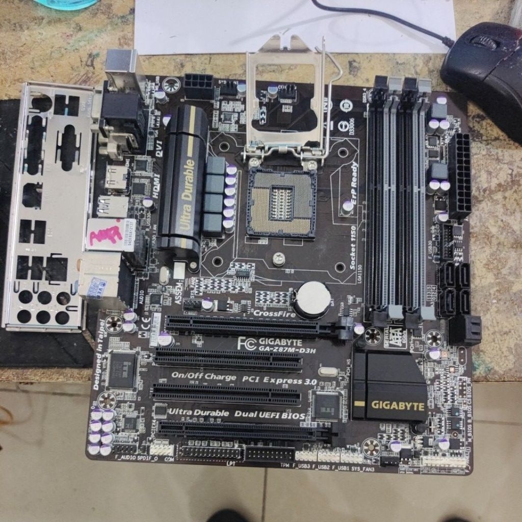 mainboard Gigabyte z87m deh ddr4 socket 1150